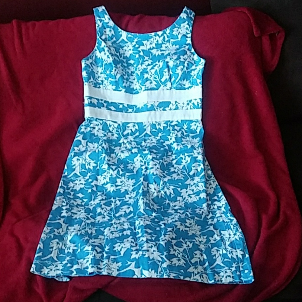 Sleeveless sundress blue and white